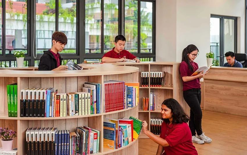 嘉德圣玛丽森林城市学校 校园图片 3