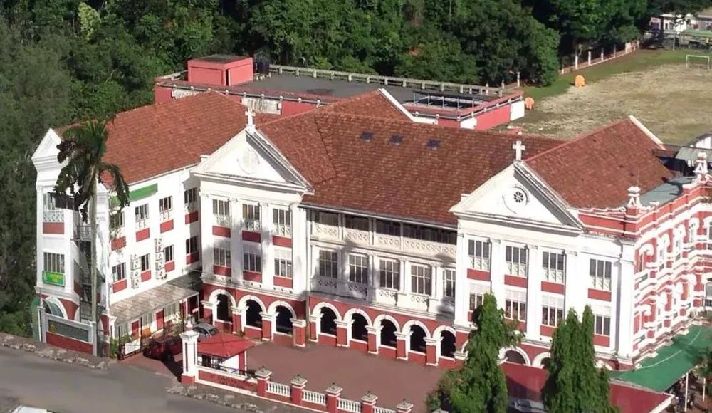 圣约翰国际学校 校园图片 1