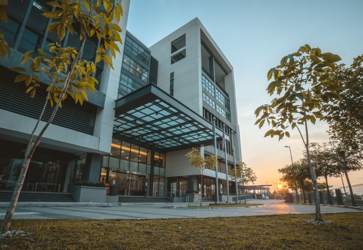 帝国国际学校